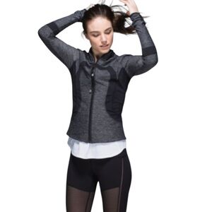 🪩 Lululemon Reversible “Find Your Bliss” Jacket  Size 8
